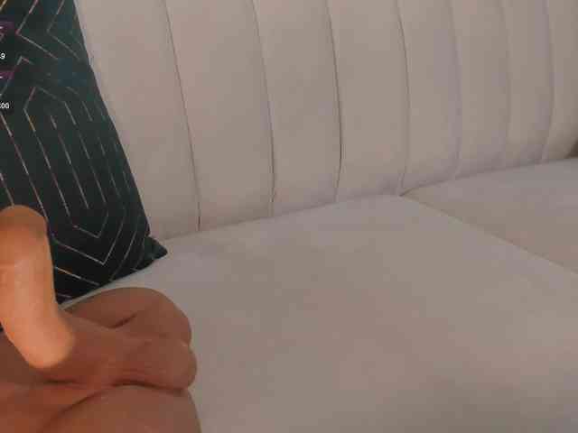 AntonellaHans webcam