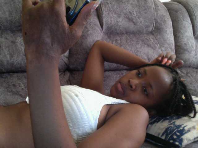 Bad-gyl's BongaCams show and profile