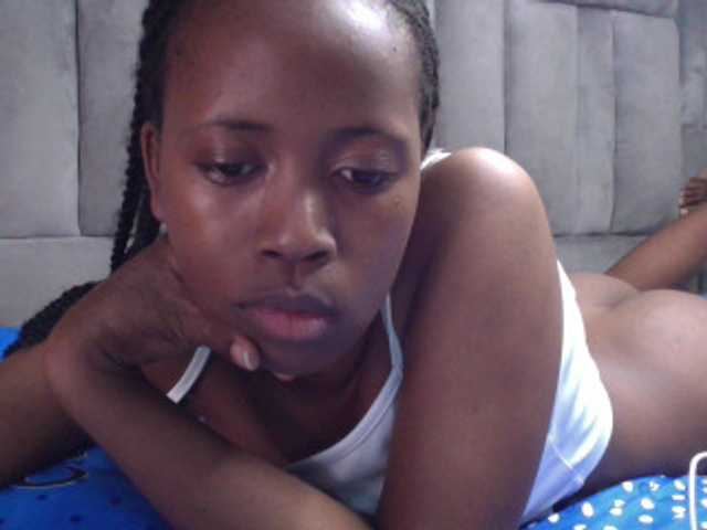 Bad-gyl's BongaCams show and profile