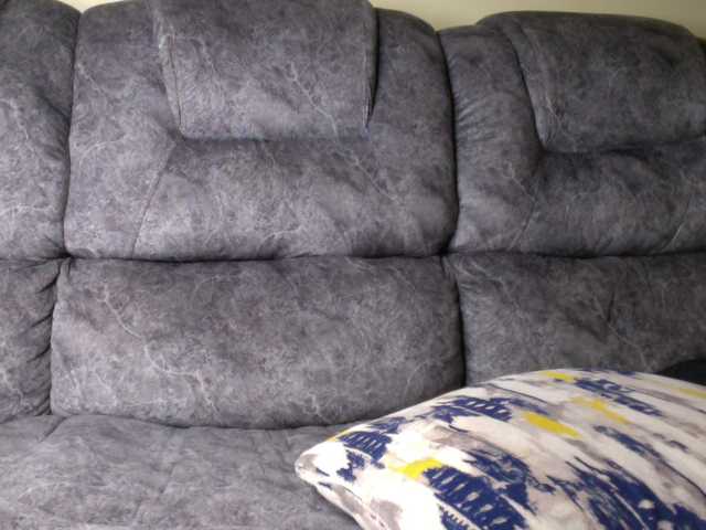 Bad-gyl's BongaCams show and profile