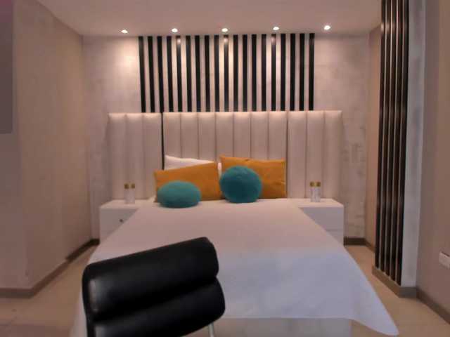 ValeriaRoldan's BongaCams show and profile