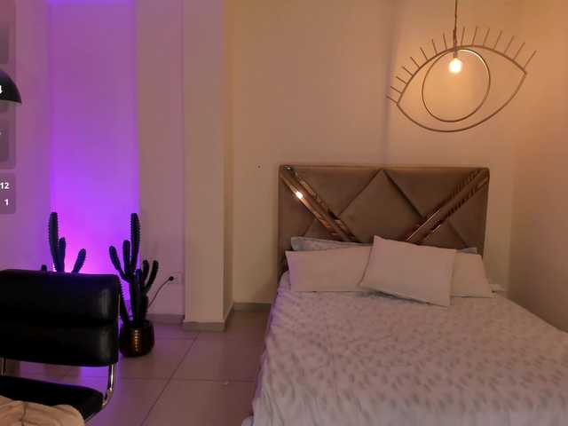 ValeriaRoldan's BongaCams show and profile