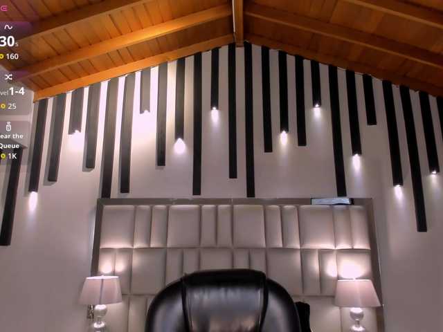 ValeriaRoldan's BongaCams show and profile