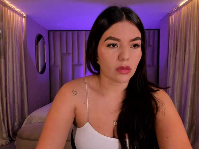 ValeriaRoldan's BongaCams show and profile