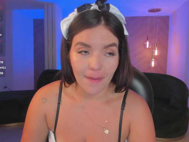 ValeriaRoldan's BongaCams show and profile