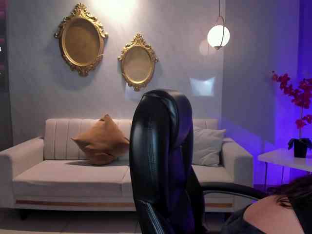 ValeriaRoldan webcam