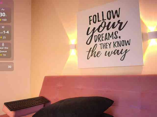 CaseyDevon Live Webcam on BongaCams