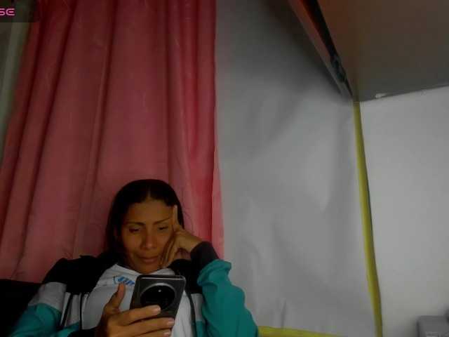 nentia-horny Live Cam on BongaCams