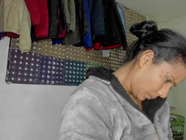 nenita-horny webcam