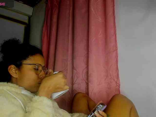 nenita-horny webcam