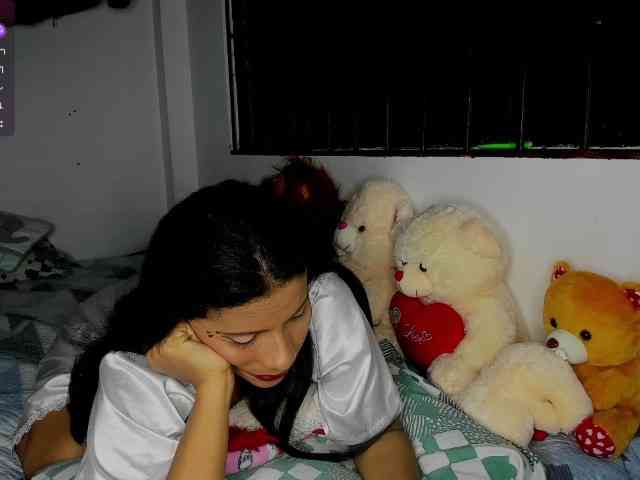 nenita-horny webcam