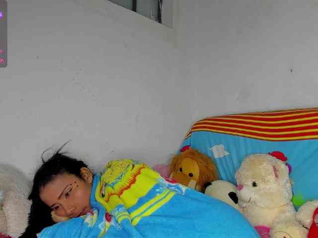 nenita-horny webcam