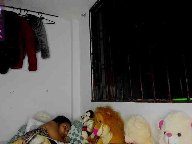 nenita-horny webcam