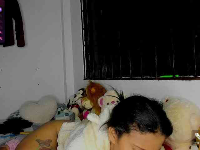 nenita-horny webcam