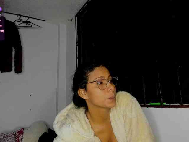 nenita-horny webcam