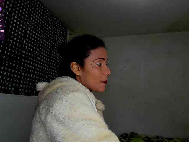 nenita-horny webcam