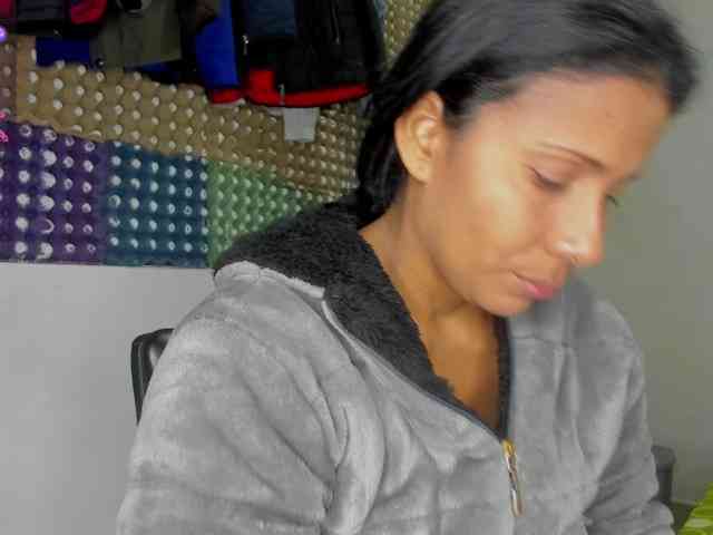 nenita-horny webcam