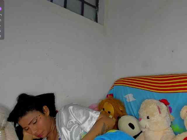 nenita-horny webcam