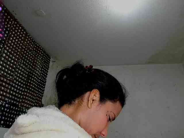 nenita-horny webcam