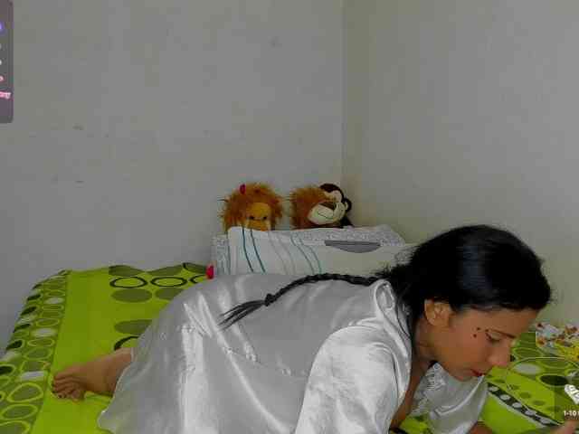 nenita-horny webcam