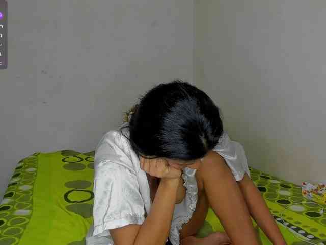 nenita-horny webcam