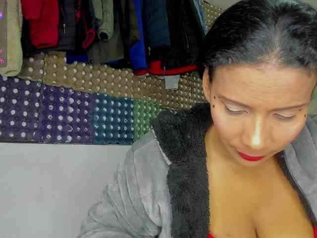 nenita-horny webcam
