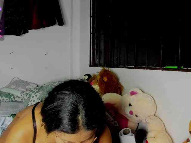 nenita-horny webcam