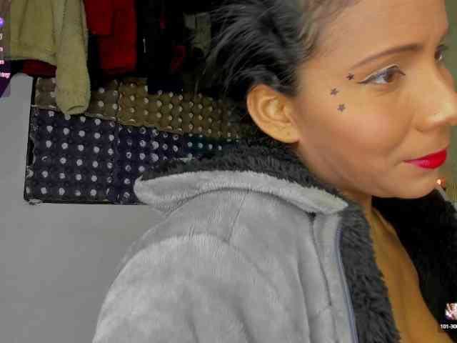 nenita-horny webcam