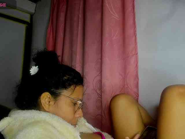 nenita-horny webcam