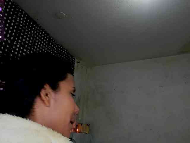 nenita-horny webcam