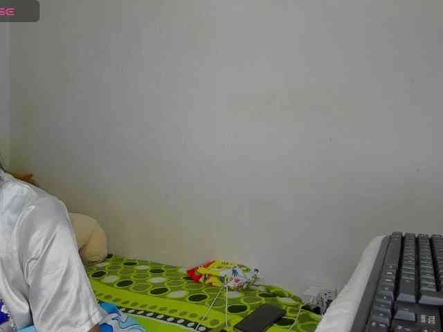 nenita-horny webcam