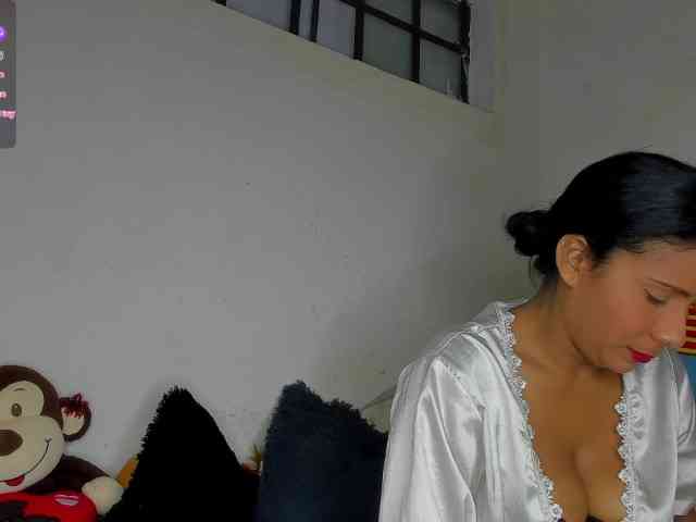 nenita-horny webcam
