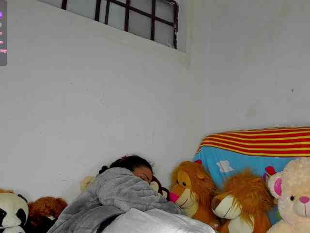 nenita-horny webcam