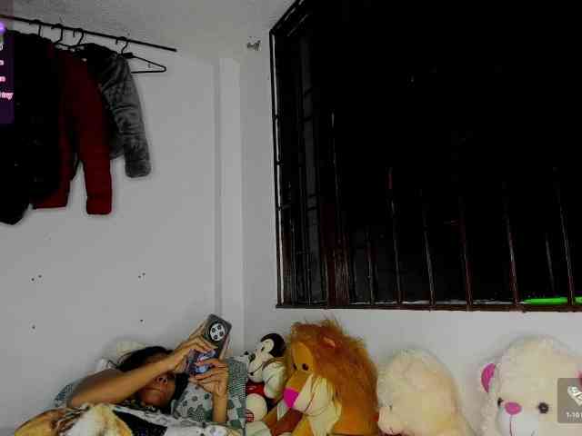 nenita-horny webcam