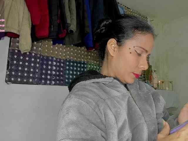 nenita-horny webcam