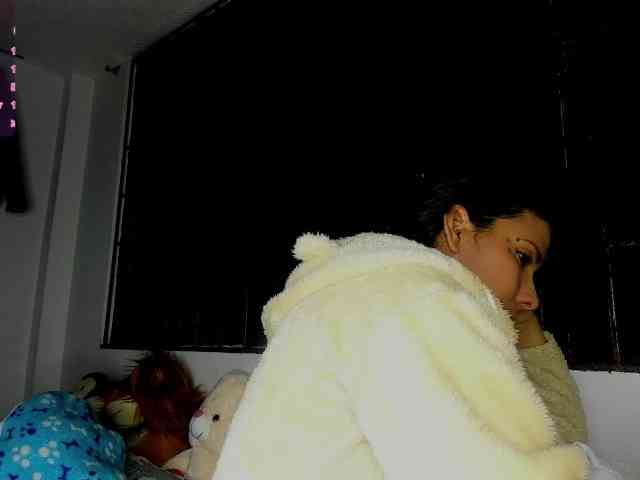 nenita-horny webcam