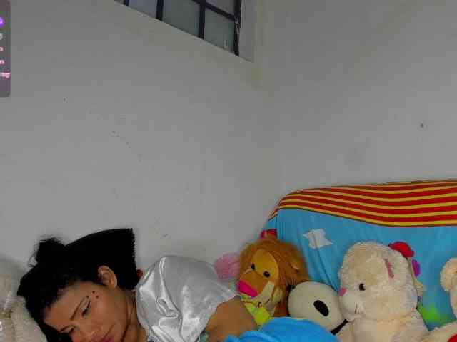 nenita-horny webcam