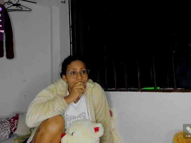 nenita-horny webcam