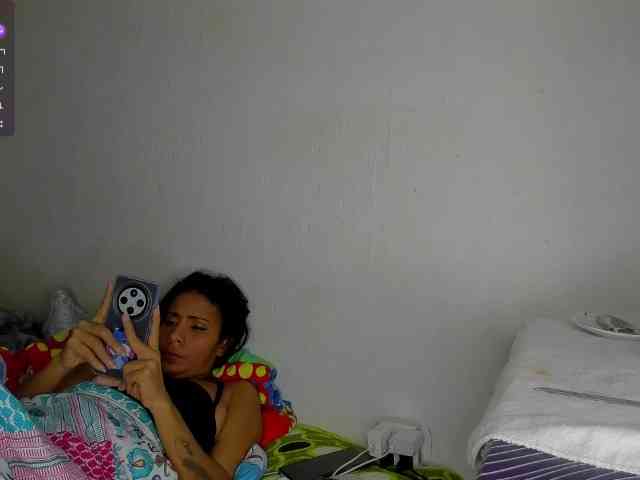 nenita-horny webcam
