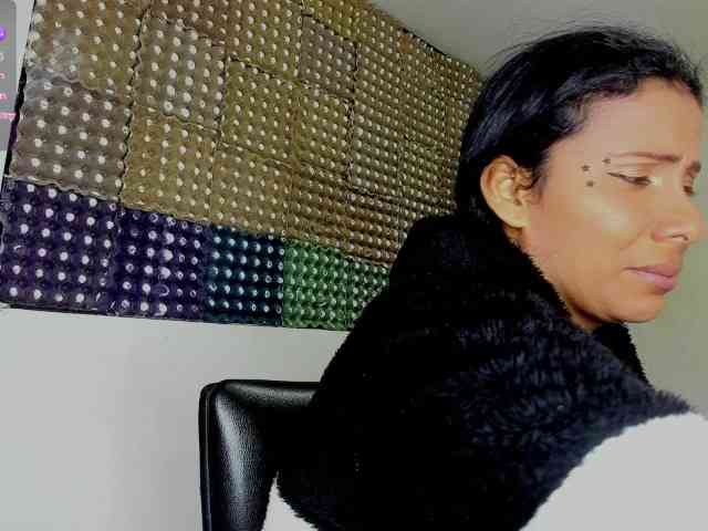 nenita-horny webcam