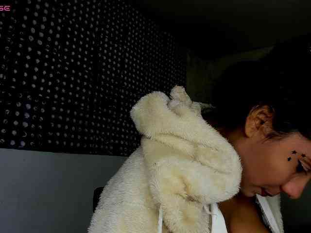 nenita-horny webcam