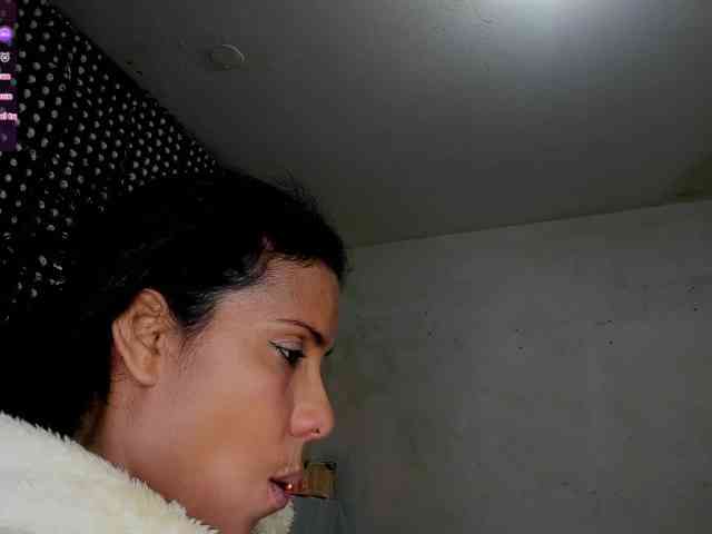nenita-horny webcam