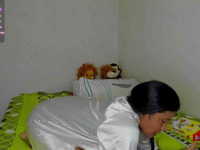 nenita-horny webcam