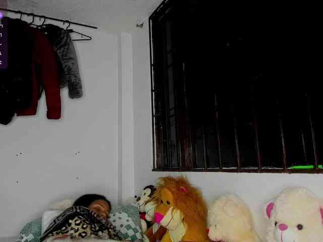 nenita-horny webcam