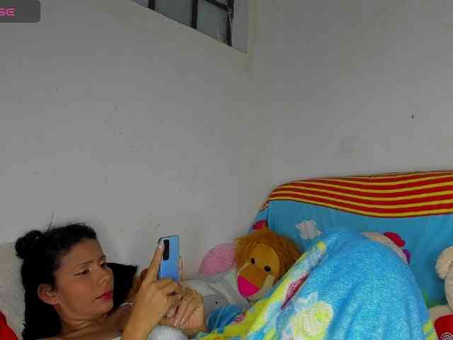 nenita-horny webcam
