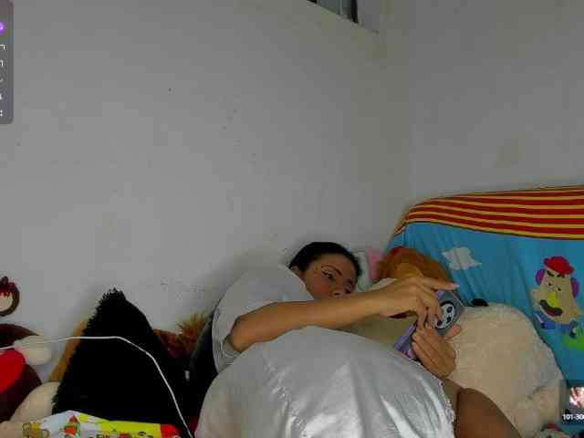 nenita-horny webcam