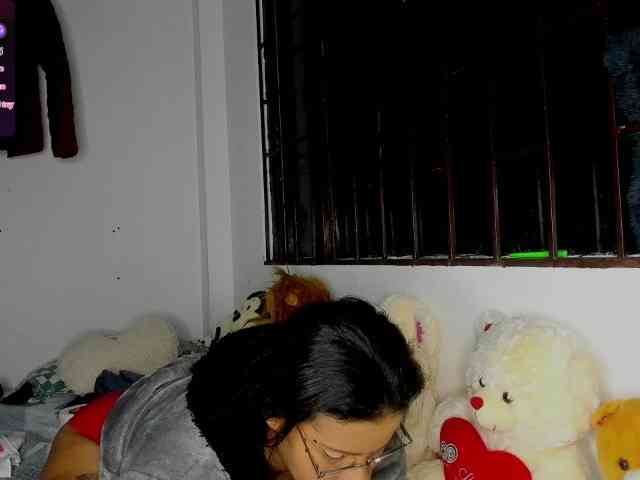 nenita-horny webcam