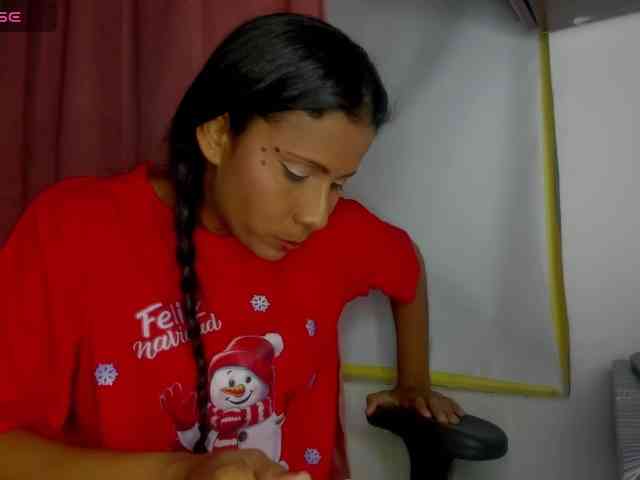 nenita-horny webcam