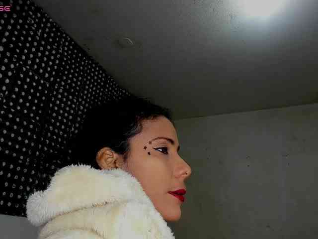 nenita-horny webcam