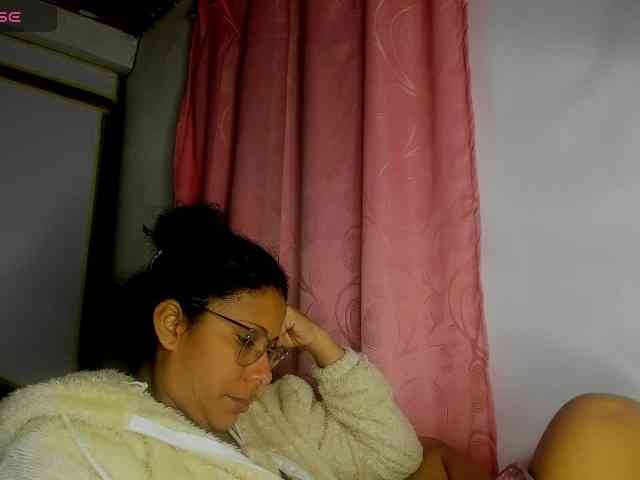 nenita-horny webcam